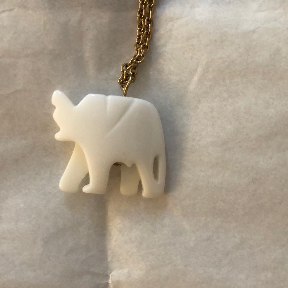 White elephant necklace